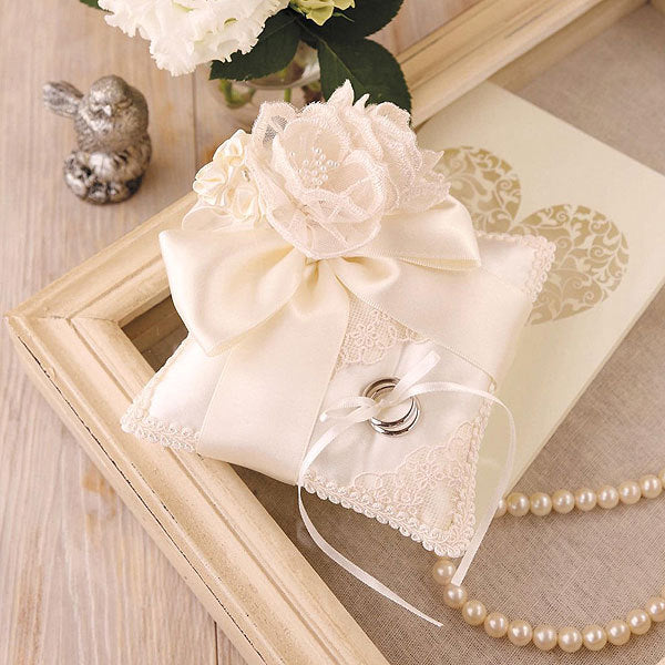 Kit artigianato "Hamanaka Juno (Juneau) Bouquet RaceNastroCuscino H431-146" Hamanaka