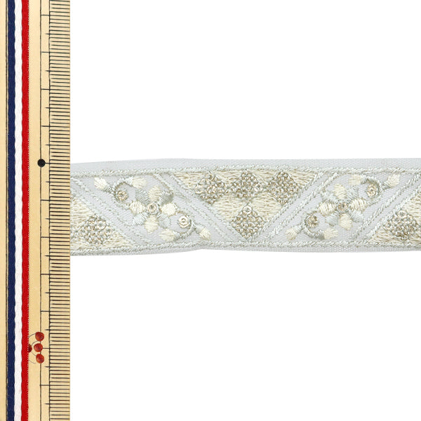 【数量5から】 手芸ブレード 『2024 インド刺繍ブレード グレー×ホワイト 46228C』