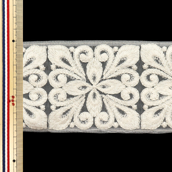 【数量5から】 手芸ブレード 『2024 インド刺繍ブレード ホワイト×ホワイト M-379I』