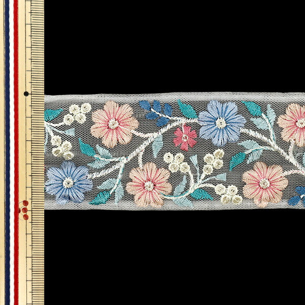 【数量5から】 手芸ブレード 『2025 インド刺繍ブレード 約5cm幅 ホワイト×ピンク M-880C』