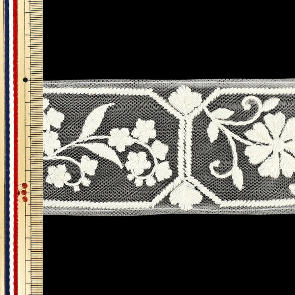 【数量5から】 手芸ブレード 『2025 インド刺繍ブレード 約6cm幅 ホワイト×ホワイト M-893#1』