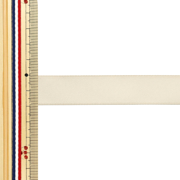 Ruban "1 satin à double faces anti-salonRuban Largeur 19 mm x environ 3m ivoire "