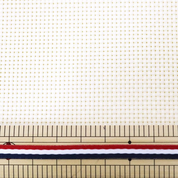 Ткань для вышивания "ПуриОтрезанная ткань Java Cross 55 14 Counts 55 Mark Cream 23900-32" Лекен Lecien Cosmo Cosmo