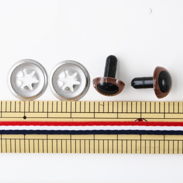 أجزاء العين المصنوعة يدويًا "عين أميجورومي كريستال 13.5 ملم بني" Hamanaka