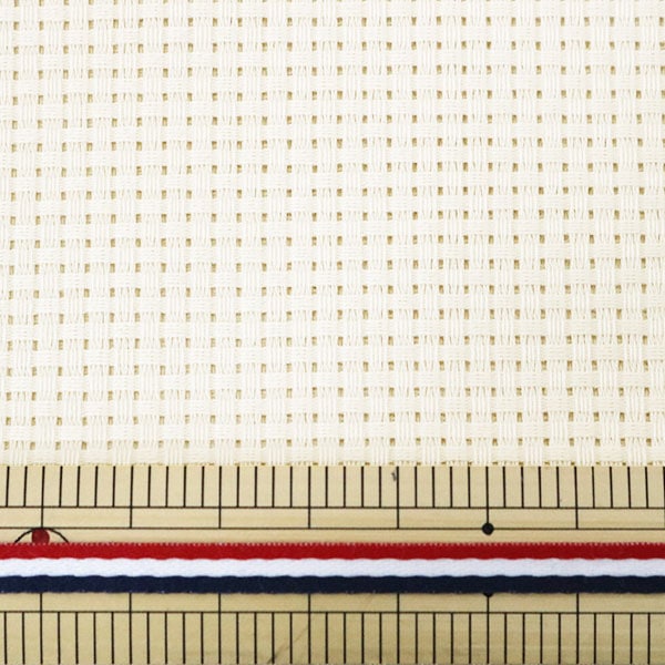 Tela para bordar "Puricortada Tela Java Cross 35 (Middle Eye) 9 Count 35 Eyes Ivory 23500-35" Lecien Lecien Cosmo Cosmo