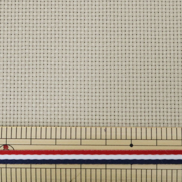 أقمشة التطريز ``البريقماش مقطوع جافا كروس 65 16 عدد 65 عيون نوبل جراي 265100-54 بوصة ليسين Lecien كوزمو كوزمو