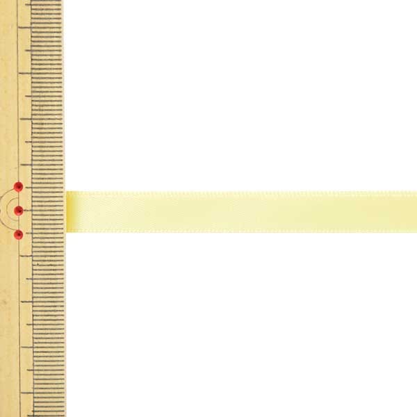 الشريط ``تم بيع لفة واحدة، من الساتان على الوجهينالشريط العرض حوالي 9 ملم × 10 متر تقريبًا. اللون أصفر