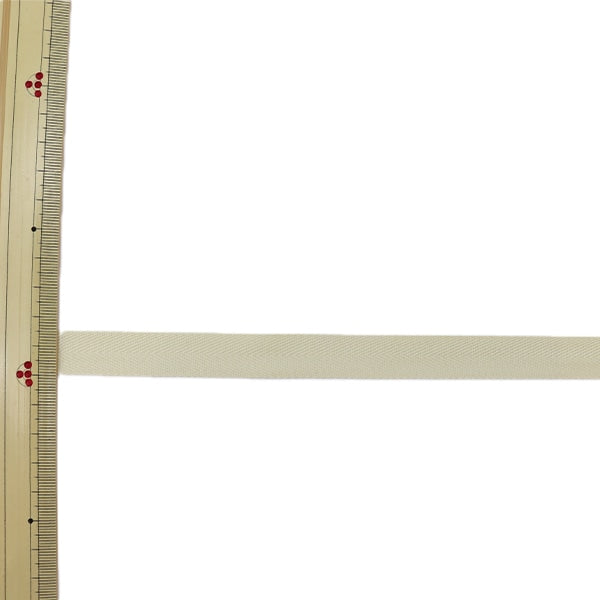 【数量5から】 手芸テープ 『ポリエステル 杉綾テープ 幅1.5cm 30番色 137-50203015』 DARIN ダリン