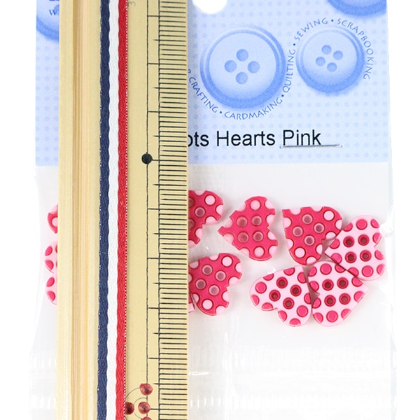 Button "Chilled Button Polka Dot Hearts 9461" Ziehen Sie es an
