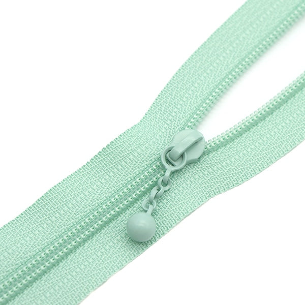 سحاب 『ملف اللون الدقيق』سحاب 20 سم 823 لون 3CFC-20BLYZ” YKK