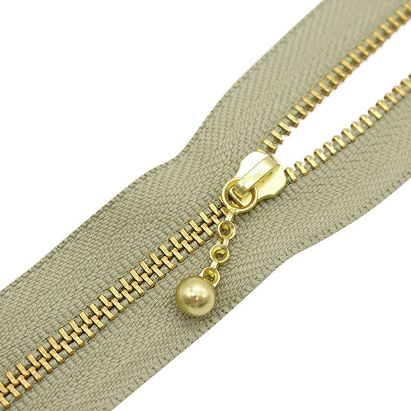 سحاب ``لون ذهبي مع الخرزسحاب 20 سم اللون 561 3MGC-20BLYZ” YKK