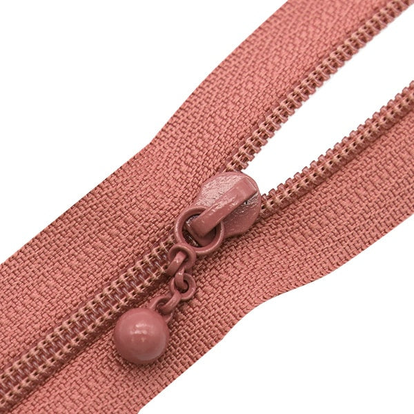 سحاب 『ملف اللون الدقيق』سحاب 20 سم رقم 82 لون 3CFC-20BLYZ” YKK