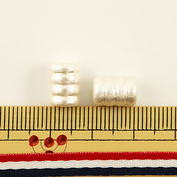 Бисер "Хлопковая жемчужная трубка белая около 7 х 11 мм 4 штуки"