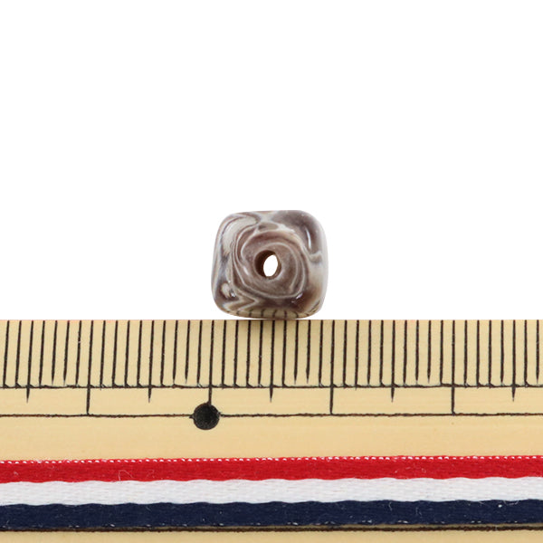 مستلزمات الحرف اليدوية "Tonbodama Crystal Marble Dice Brown 9"