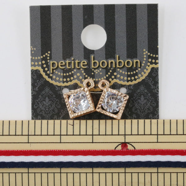 Accessory material "Zirconia Charm Square Gold 2 pieces"