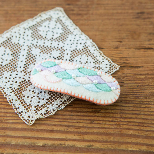 Kit de broderie "kit d'accessoires de plage Barrette Sunlight à travers les arbres