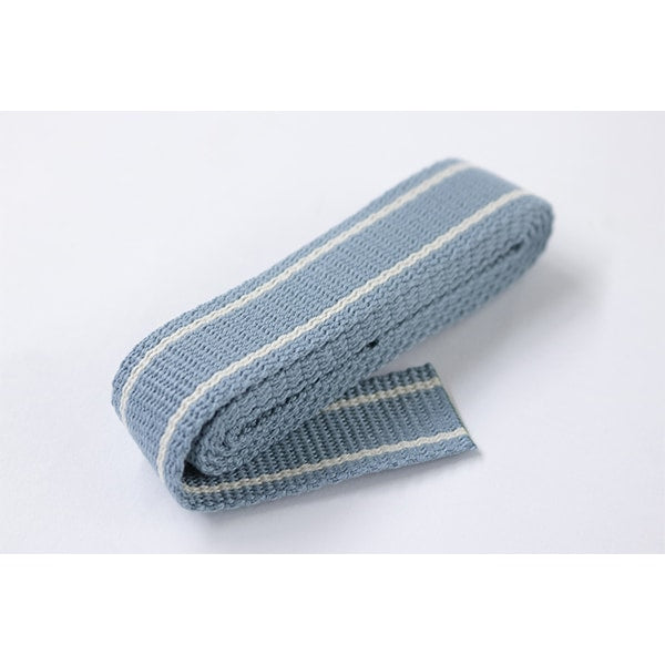 手芸ひも 『ナチュラルカラーレーンベルト 1mカット パウダーブルー 26-206』 Clover クロバー