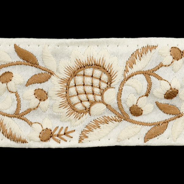 【数量5から】 手芸ブレード 『2024 インド刺繍ブレード ホワイト×ブラウン M-302B』