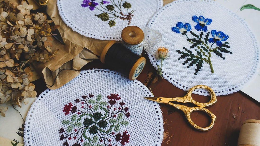 Cross Stitch And Embroidery: A Clear Guide for Beginners