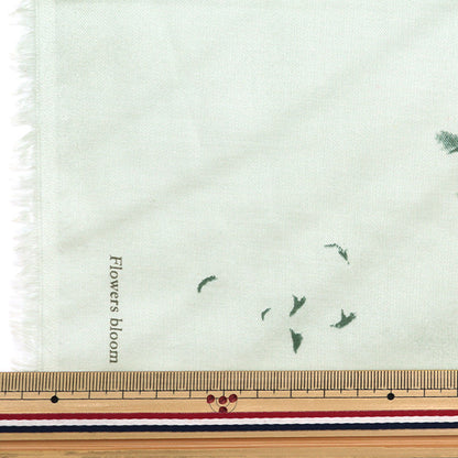 [Quantità a partire da 5] Tessuto "Fiori di seta di cotone Bloom EGX-11260-1c" KOKKA