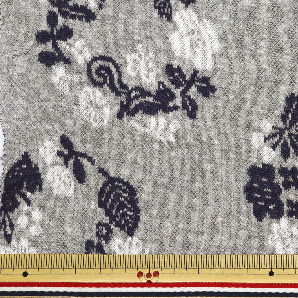 [Quantité à partir de 5] Tissu "tricoterJacquard Botanical Leaf Grey YGA-71040-1A" KOKKA