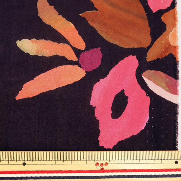 [来自数量5] 织物 "自由自由印刷 塔纳草坪 音调开花23402213-SD20A" Liberty Japan