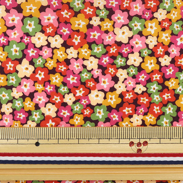 [来自数量5] 织物 "自由自由印刷 塔纳草坪 花卉魅力3632104-22CT" Liberty Japan