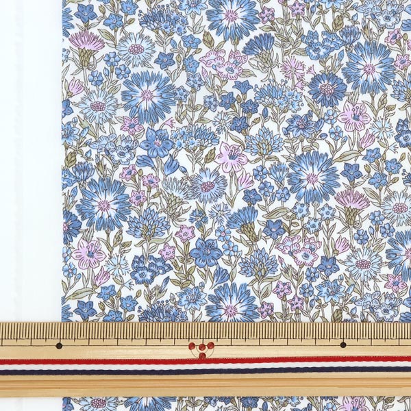 [De la quantité 5] Tissu "Liberty Liberty Print Pelouse Tana MEI FIELDS 1222102-P22A" Liberté Japon