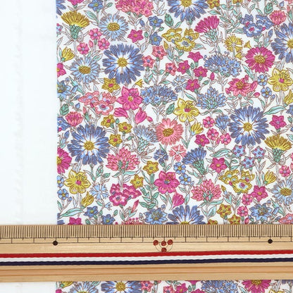 [De la quantité 5] Tissu "Liberty Liberty Print Pelouse Tana MEI FIELDS 1222102-P22B" Liberté Japon