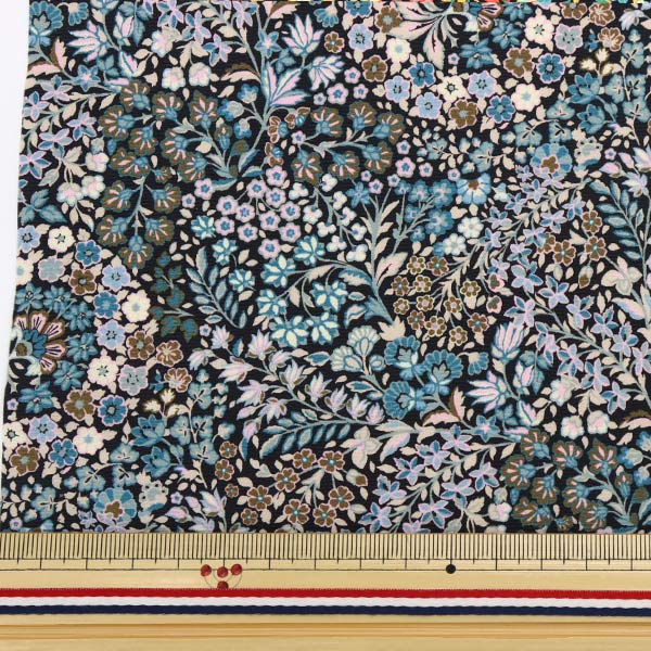 [來自數量5] 織物 "Liberty Liberty Print Nylons Run塔夫綢 小馬庫斯3638243-J22D" 日本自由