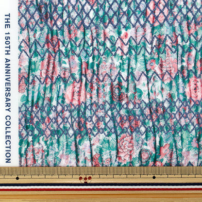 الأقمشة الحرية الأقمشة صفحقماش مقطوع تقريبا. 33 × 50 سم elysian smock cr363521825au" Liberty Japan