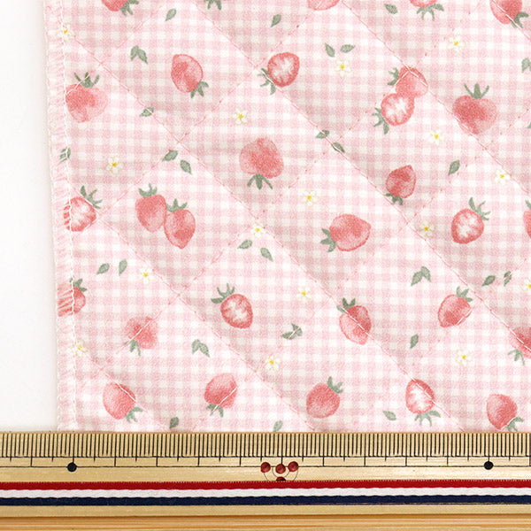 生地 『すごく水をはじく抗菌防臭超撥水ポリエステルキルト カットクロス 約128cm×80cm ストロベリーチェック ピンク CQHP-SC-ST-PK』