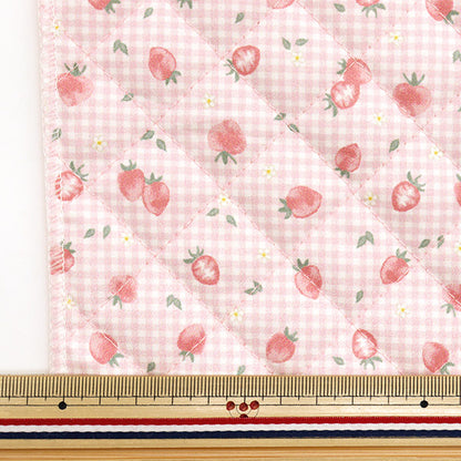 生地 『すごく水をはじく抗菌防臭超撥水ポリエステルキルト カットクロス 約128cm×80cm ストロベリーチェック ピンク CQHP-SC-ST-PK』