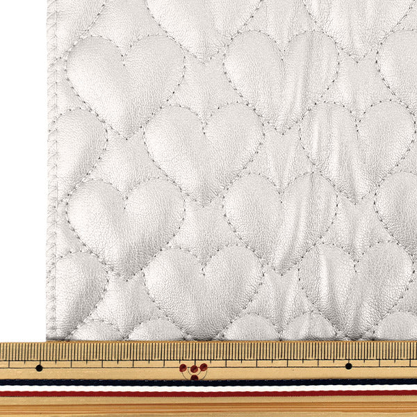 生地 『合皮キルトカットクロス ハート小 約65×80cm シルバー CQ-GO-HS-SL』