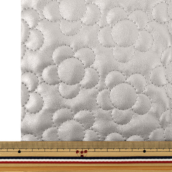 الأقمشة "لحاف الجلد الاصطناعيقماش مقطوع زهرة تقريبا. 65 × 80 سم الفضة CQ-GO-FL-SL"