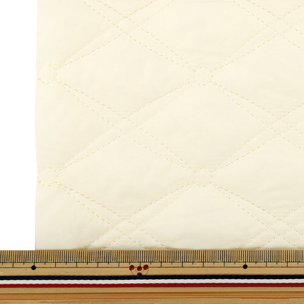 生地 『カジュアルキルトカットクロス ひし形 約65×80cm ホワイト CQ-CA-5WH』