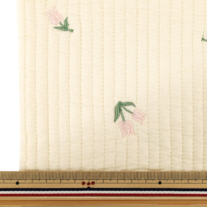 生地 『刺繍入りイブルキルト お花 約65×70cm アイボリー』