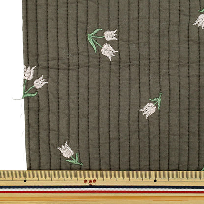 生地 『刺繍入りイブルキルト お花 約65×70cm チャコールグレー』