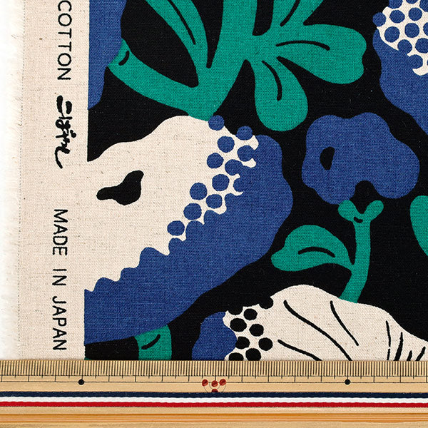 [Quantity from 5] Fabric "Cotton linen canvas carnivorous flower black x blue UP5982-D" COTTON KOBAYASHI