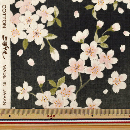 [Quantità da 5]Tessuto "Croce del Sud Fiore di Ciliegio Nero KTS7148-F” COTTON KOBAYASHI