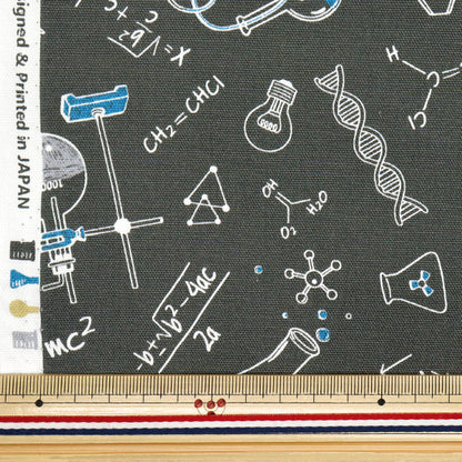 [Quantité à partir de 5] Tissu 『Oxford Formule chimique Gray AP41404-D"