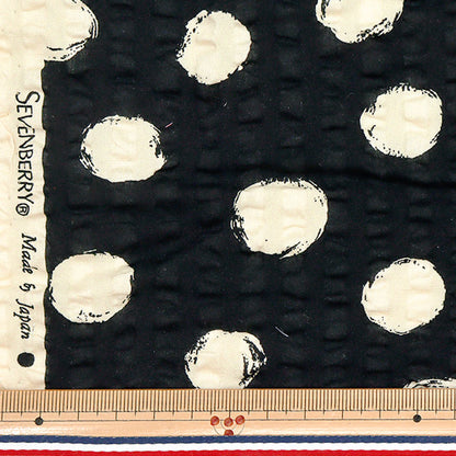 [Quantità a partire da 5] Tessuto "Stampa increspata a punti casuale Black 82167-1-8"