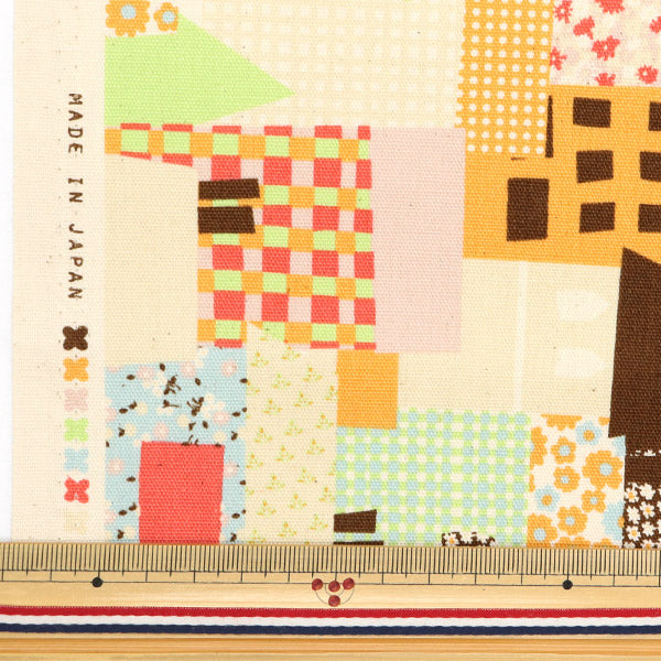 【数量5から】 生地 『Hanauta オックス フラワーレイン 花と街柄 ホワイト 142-1357-C1』