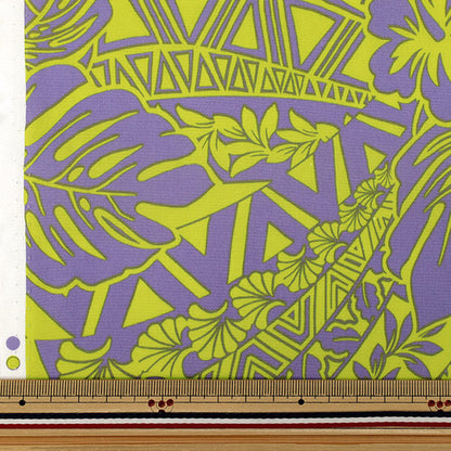 [Количество от 5] Ткань "TC Hawaiian Print Monstera Purple x Yellow Green 25003-03"