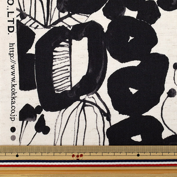 [Quantité à partir de 5] Tissu "Coton et lin"siège Linnea grand motif floral blanc yka-36060-1a" KOKKA