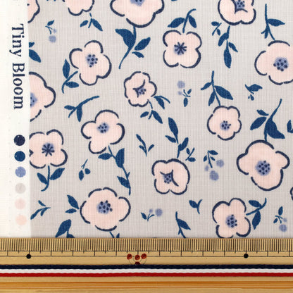 [Quantity starting from 5] Fabric "NOVA Sheeting Tiny Bloom Gray x Blue NSE-TB-GY*BL" KOKKA 【Yuzawayaoriginal】