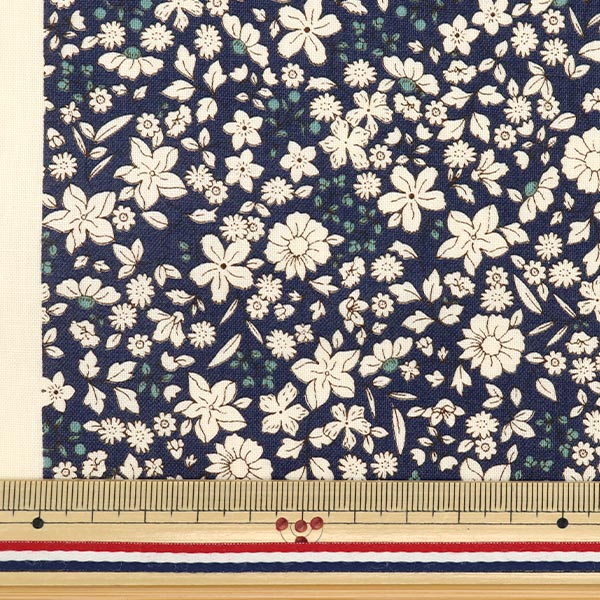 [5부터 시작하는 수량] 천・원단 『시팅 원단 하얀색꽃 남색 ACS1098-C" COTTON KOBAYASHI