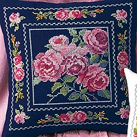 Kit de broderie "Kit de broderie Cushion Elegant Rose 5894 Navy" Olympus Olim Pass