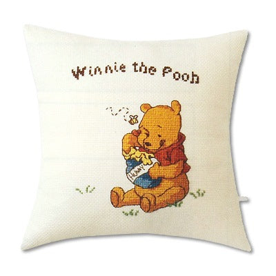 Embroidery kit "Disney embroidery kit cushion Pooh 6037" Olympus