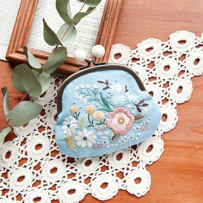 PIECE embroidery kit "RAIRAI's nostalgic flower embroidery kit Gamaguchi Shadow Blue Garden]